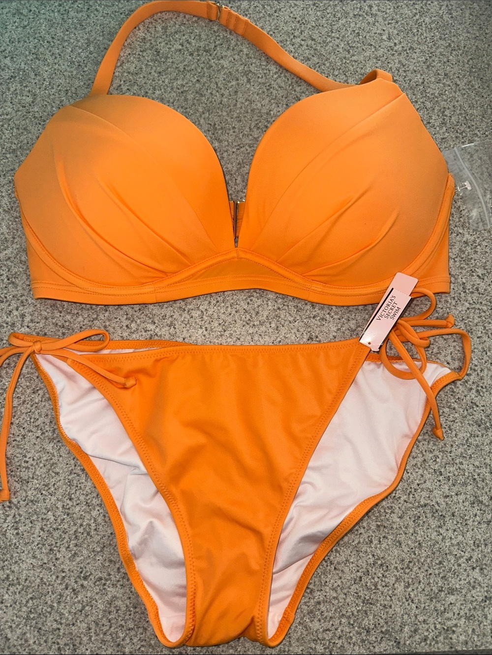 NWT Victoria’s Secret light orange Convertible Push-up Swim bikini set 36D L